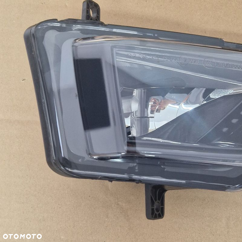 HALOGEN PRAWY PRZÓD VW GOLF SPORTSVAN IDEALNY ORYGINAŁ - 2