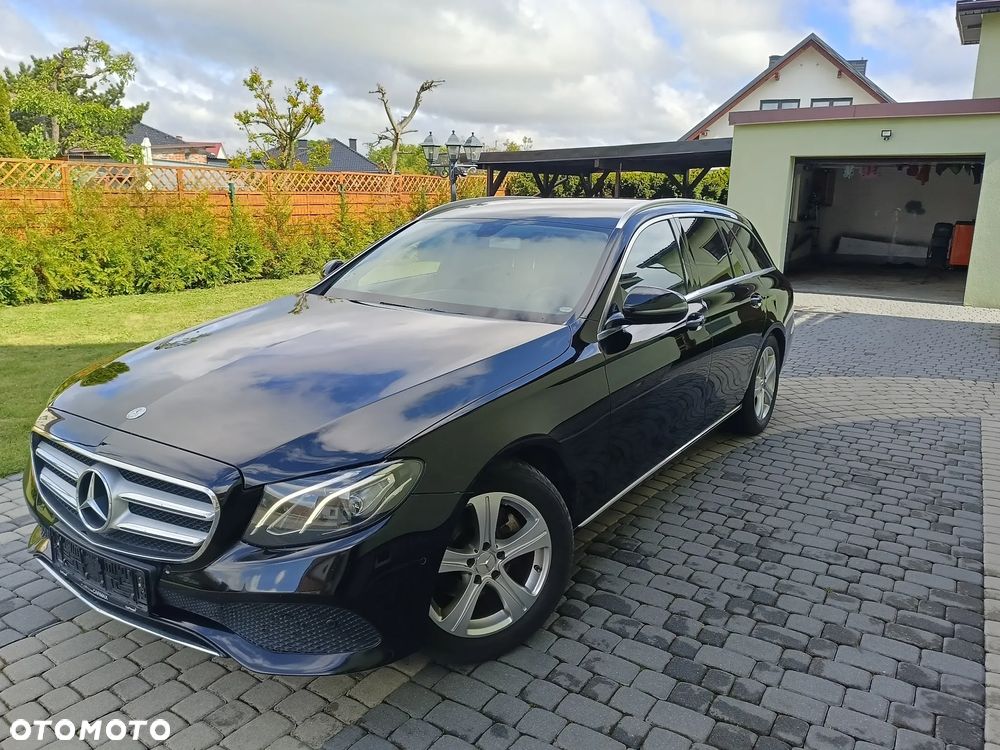 Mercedes-Benz Klasa E 220 d 4Matic All-Terrain 9G-TRONIC Exclusive - 10
