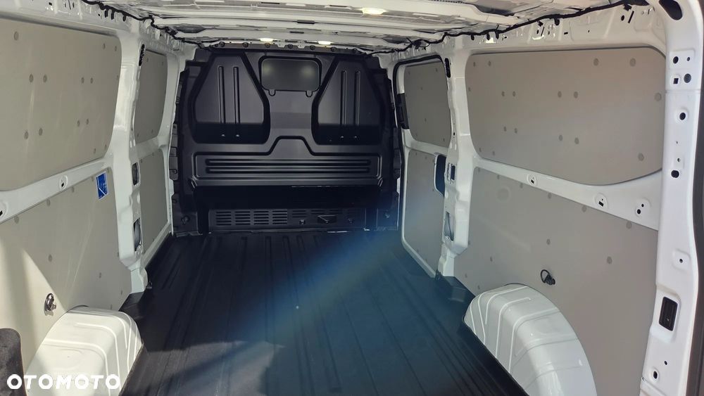 Ford TRANSIT E-CUSTOM VAN - 20