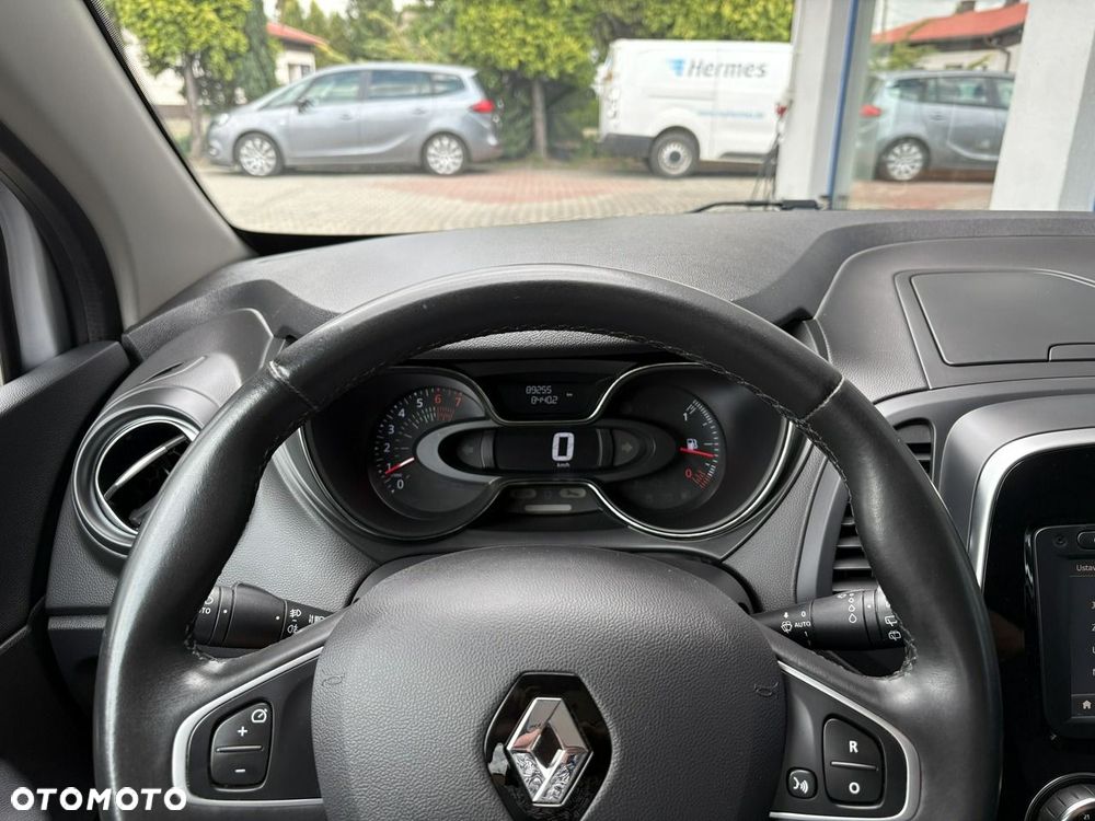 Renault Captur - 23