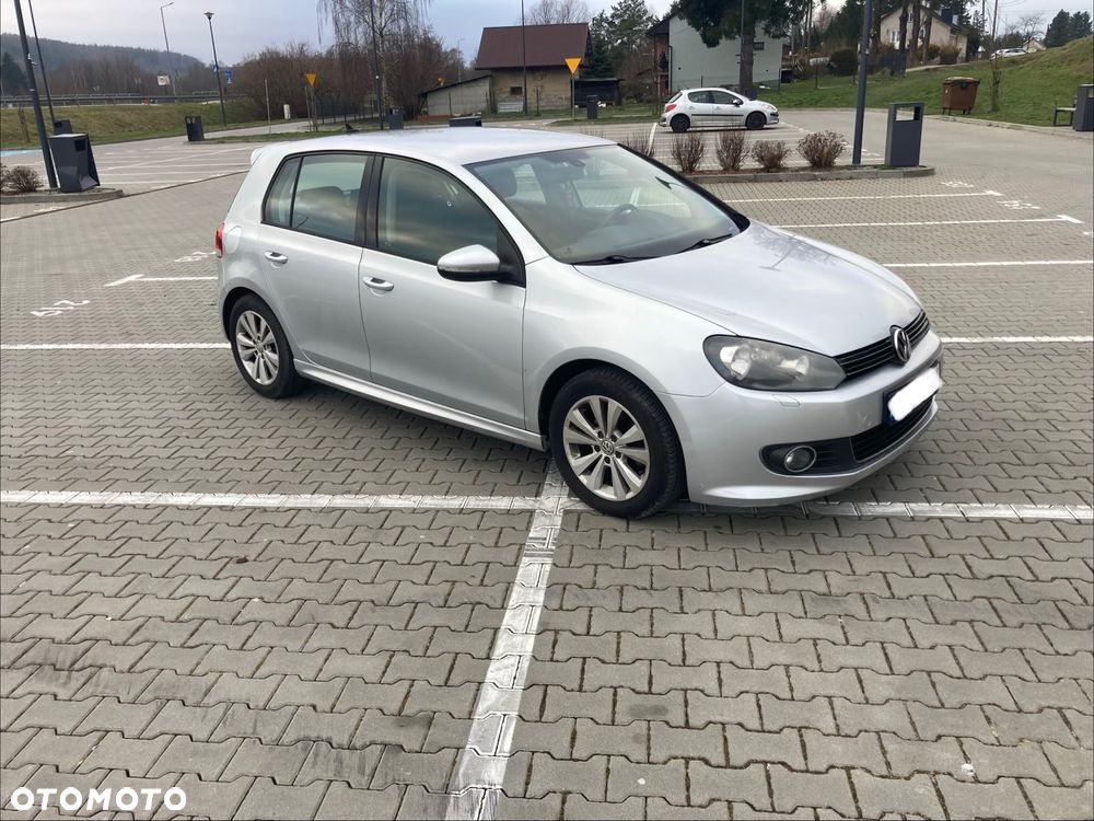 Volkswagen Golf 1.6 TDI DPF BlueMotion Technology DSG Comfortline - 1