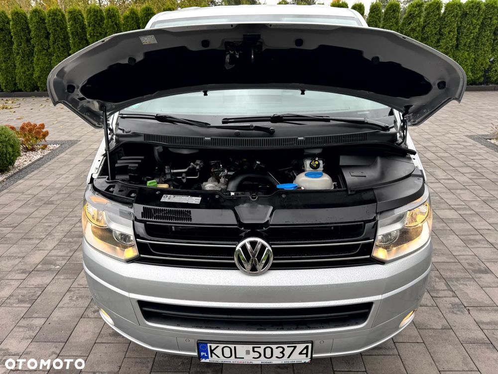 Volkswagen Multivan - 28