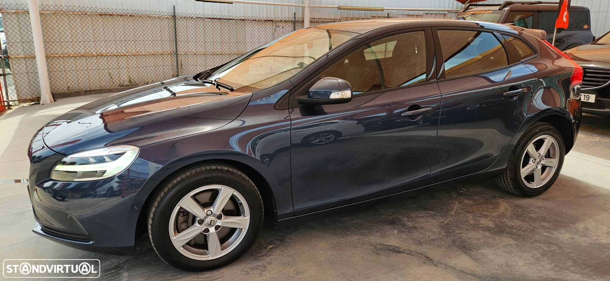 Volvo V40 2.0 D3 Momentum - 7