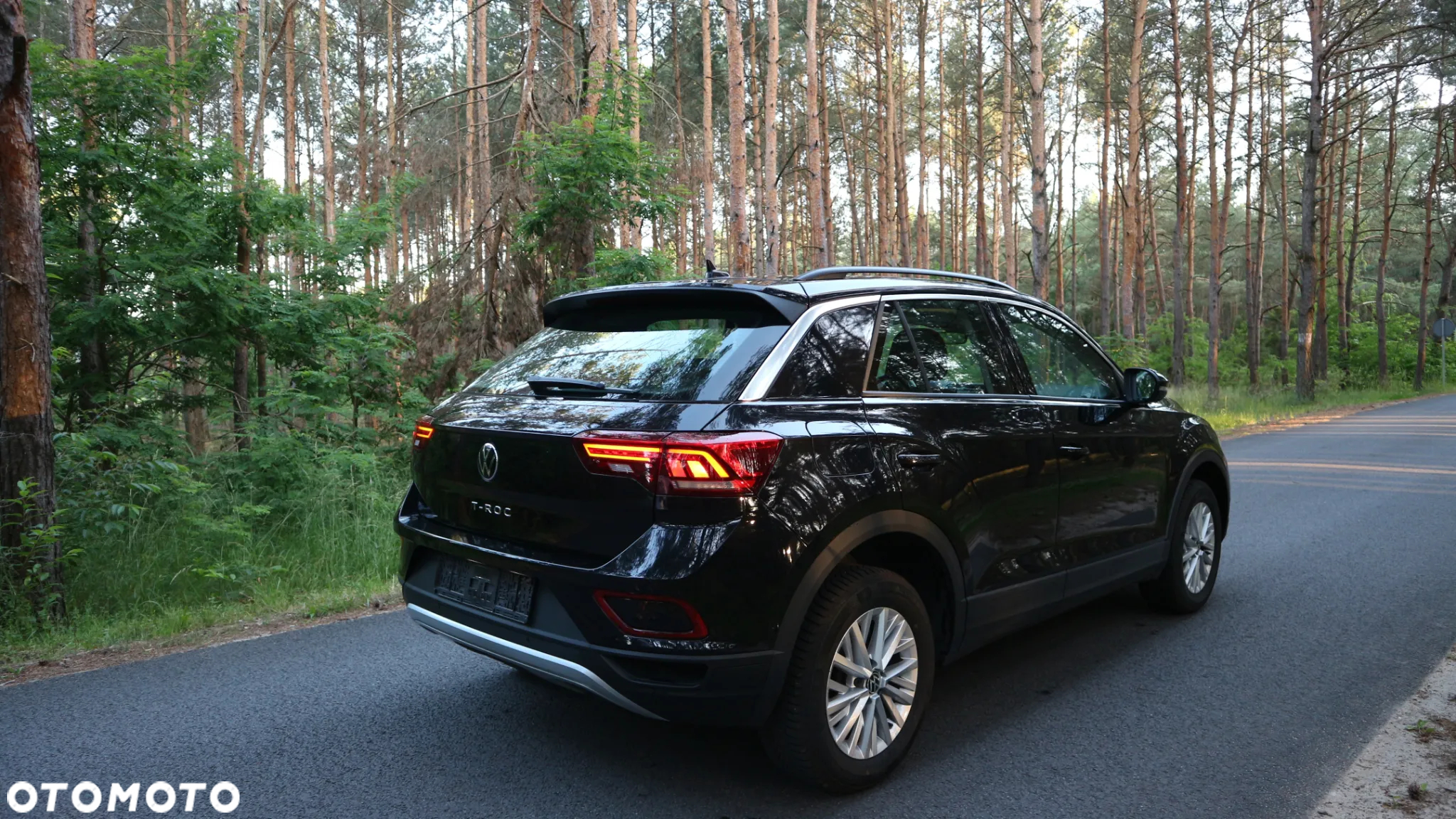 Volkswagen T-Roc 1.5 TSI Style DSG - 6