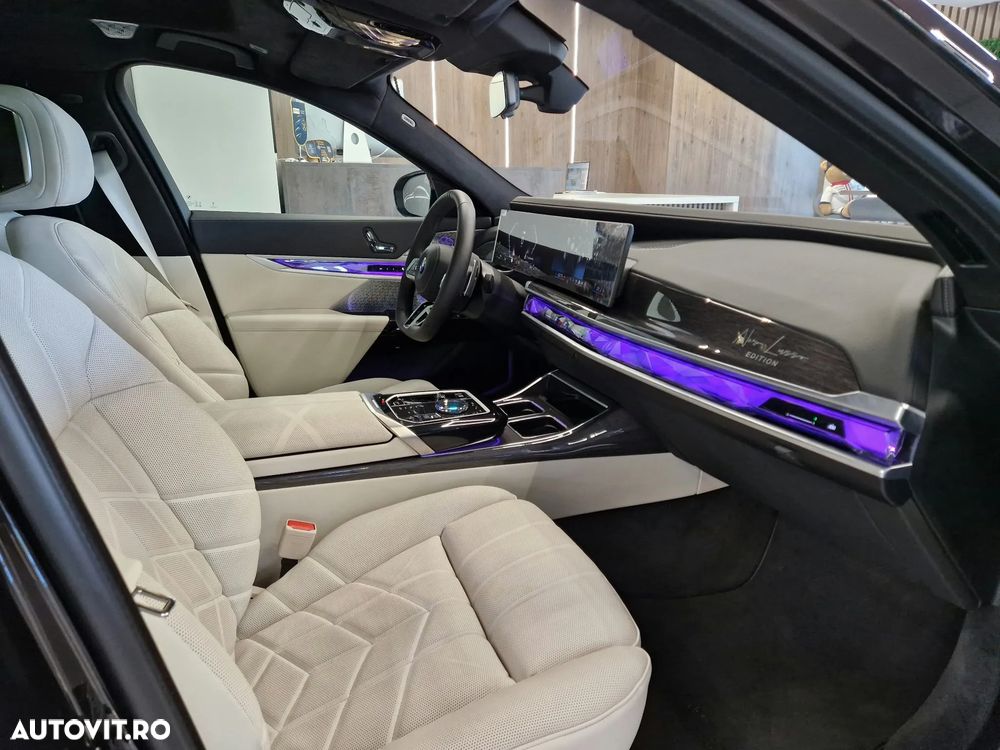 BMW Seria 7 740d xDrive MHEV - 10
