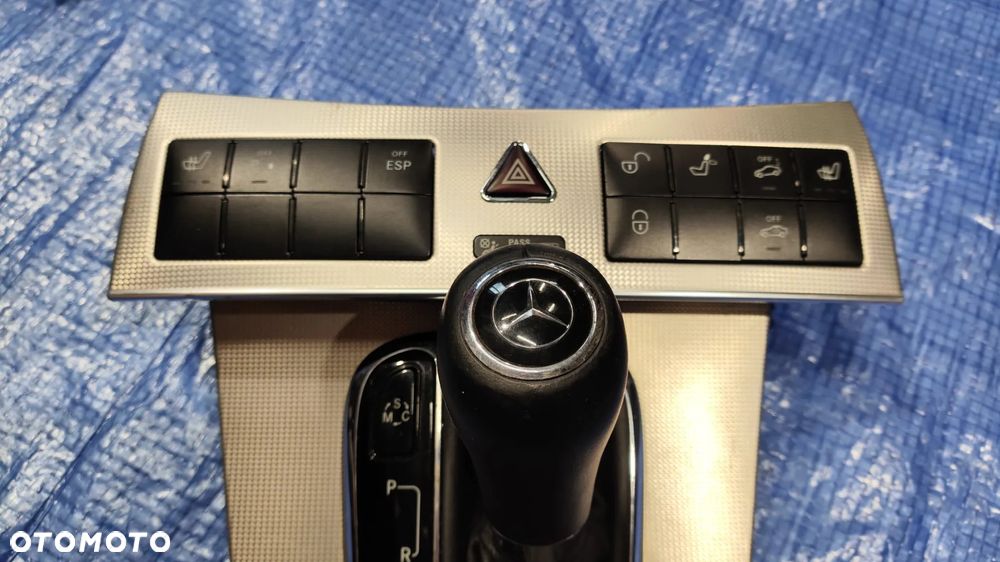 DEKORY CARBON RAMKA BIEGÓW GAŁKA MIESZEK PANEL AWARYJNYCH KOMPLET A2032671811 A2092670088 A2096890031 MERCEDES CLK W209 LIFT AMG - 2