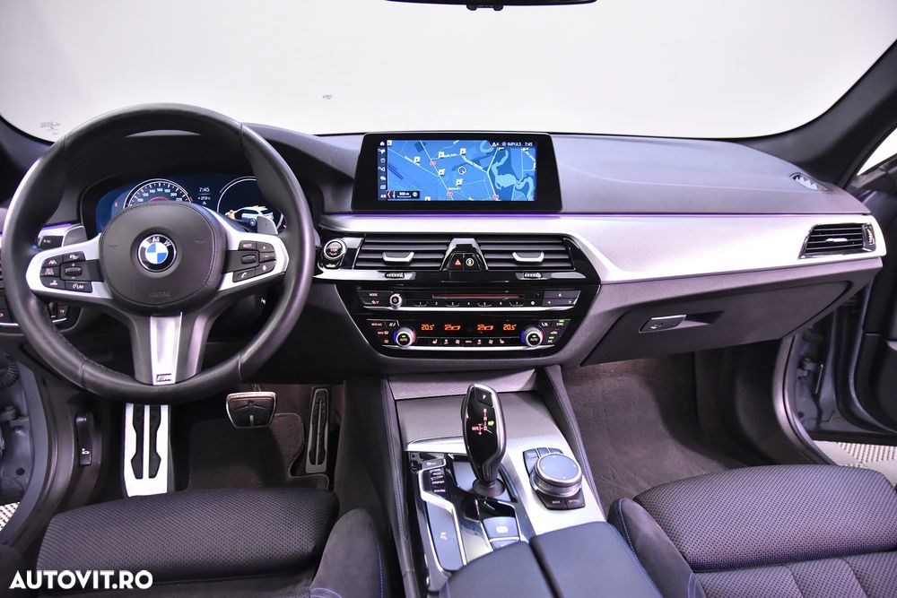 BMW Seria 5 530d xDrive Touring Aut. Sport Line - 9