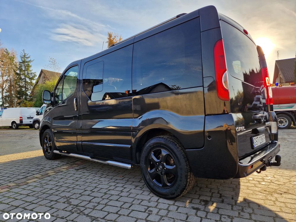 Opel VIVARO TOUR COSMO MULTIVAN - 4