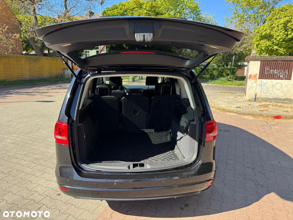 Volkswagen Sharan 2.0 TDI DSG BlueMotion Technology Highline - 11