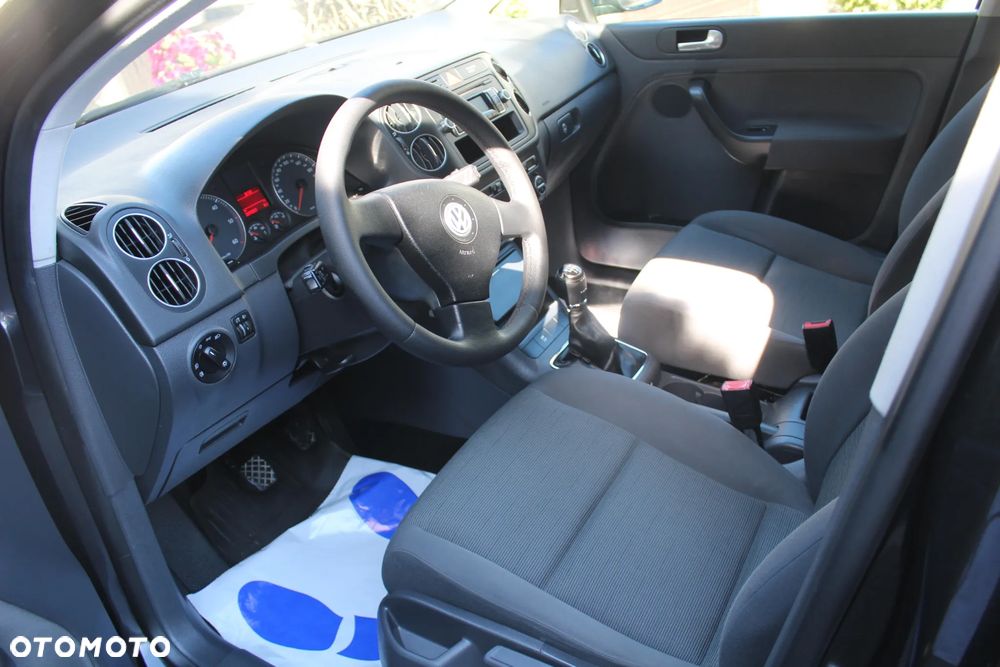 Volkswagen Golf Plus - 8