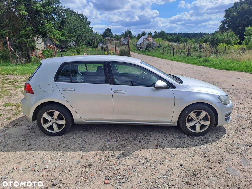 Volkswagen Golf 1.6 TDI Trendline - 6