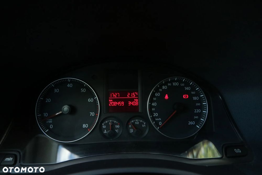 Volkswagen Golf 1.6 Trendline - 29