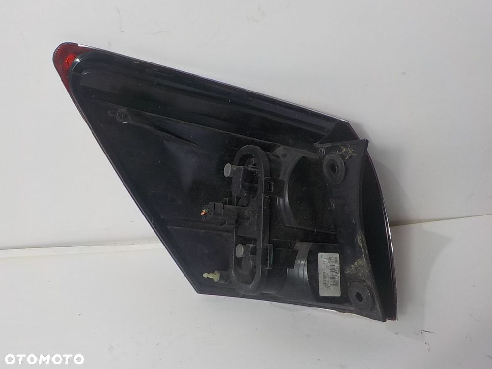 NISSAN QASHQAI J10 LAMPA PRAWA TYŁ TYLNA - 5
