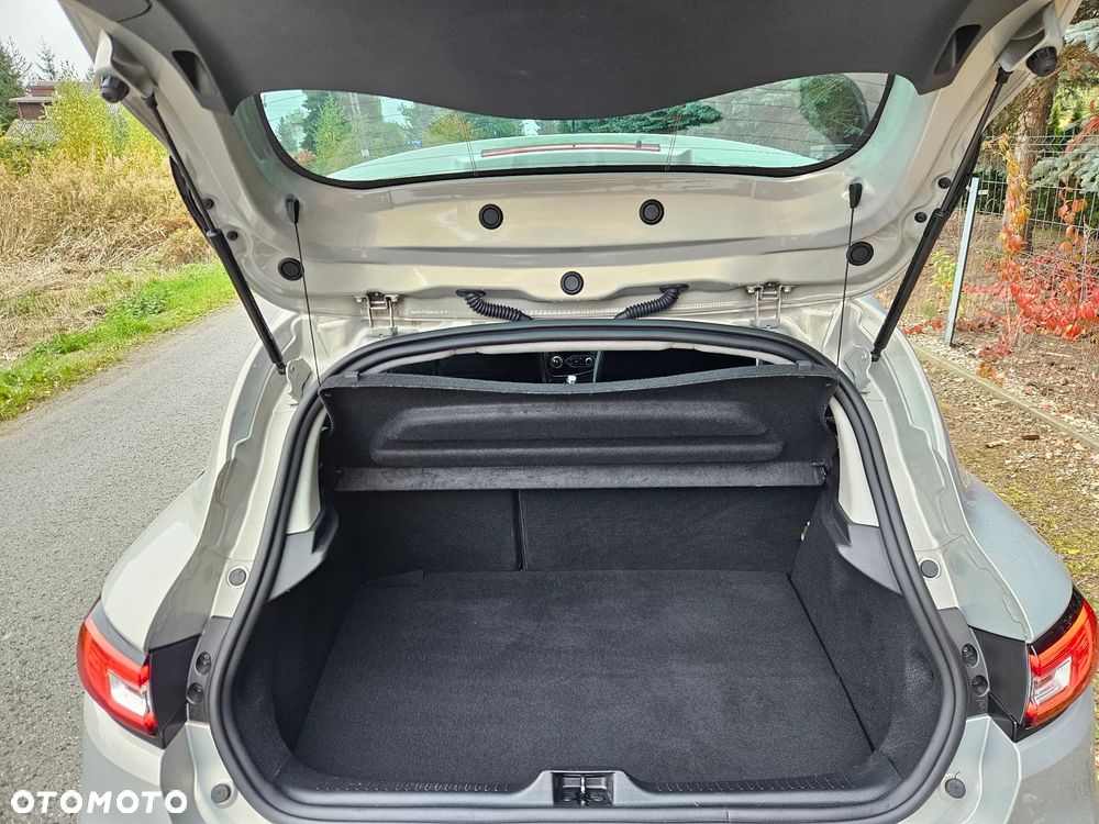 Renault Clio Energy TCe 120 INITIALE PARIS - 36