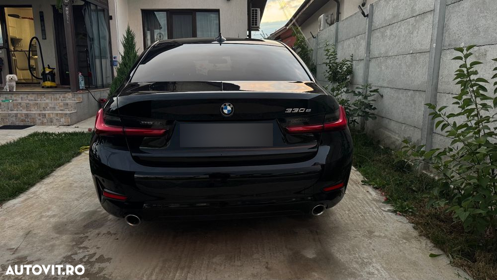 BMW Seria 3 - 33
