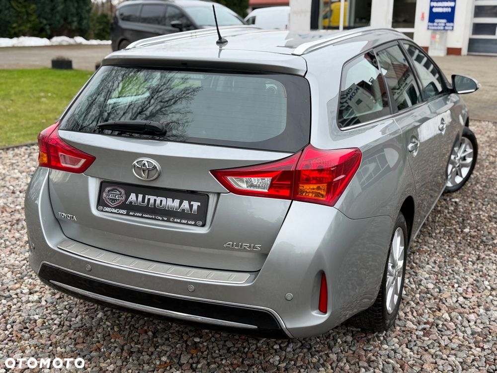 Toyota Auris - 12