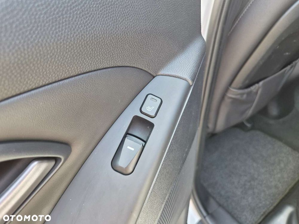 Hyundai ix35 1.6 GDI Premium 2WD - 19