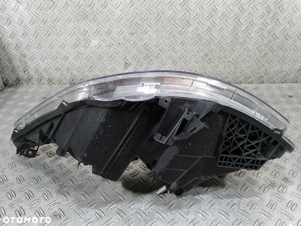LAMPA PRZÓD PRAWA CITROEN C4 I 20-A663 - 9