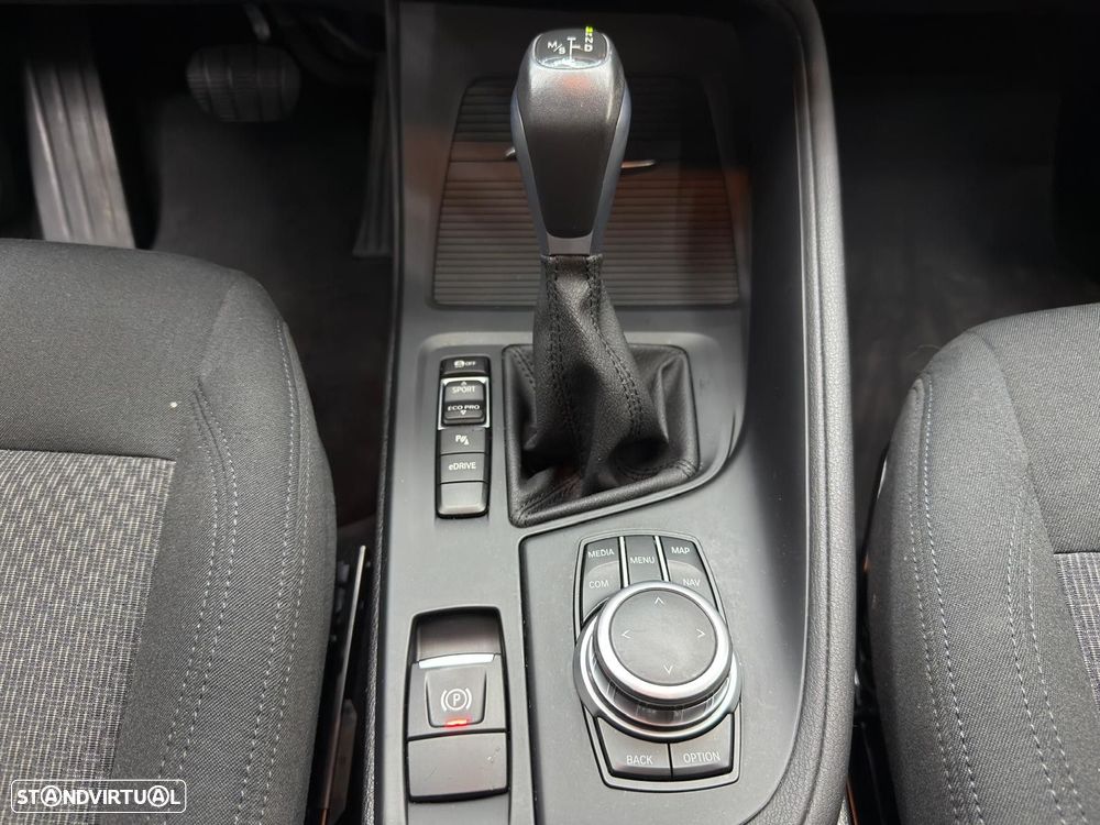 BMW X1 25 e xDrive Line Sport - 37