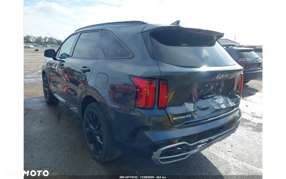Kia Sorento - 3