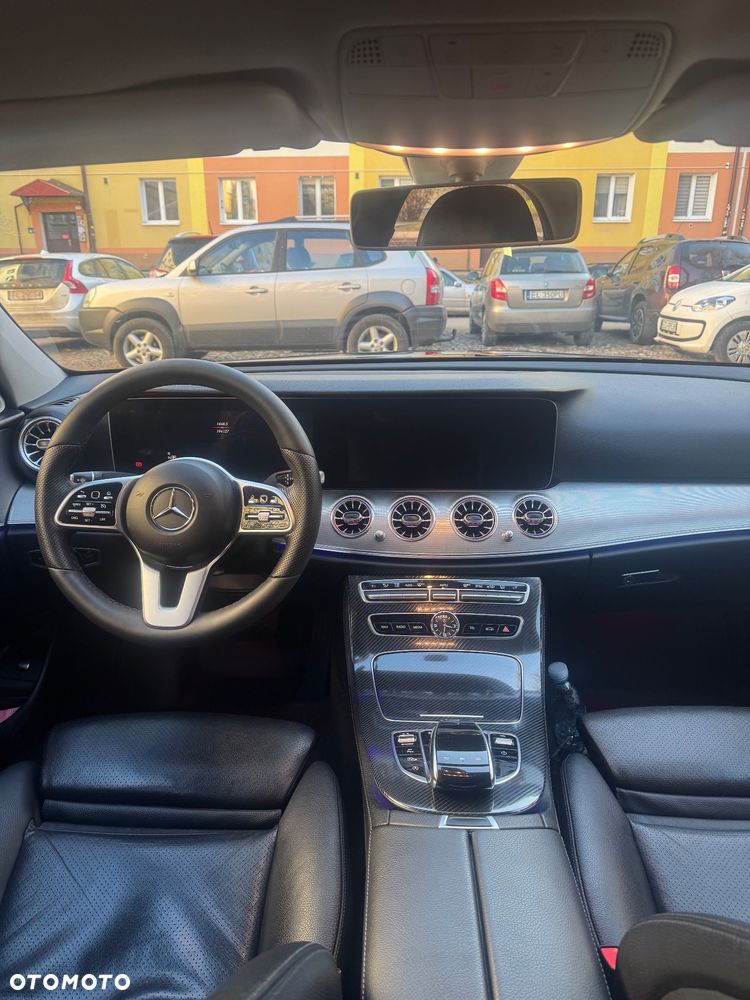 Mercedes-Benz Klasa E 220 d 4-Matic 9G-TRONIC - 8