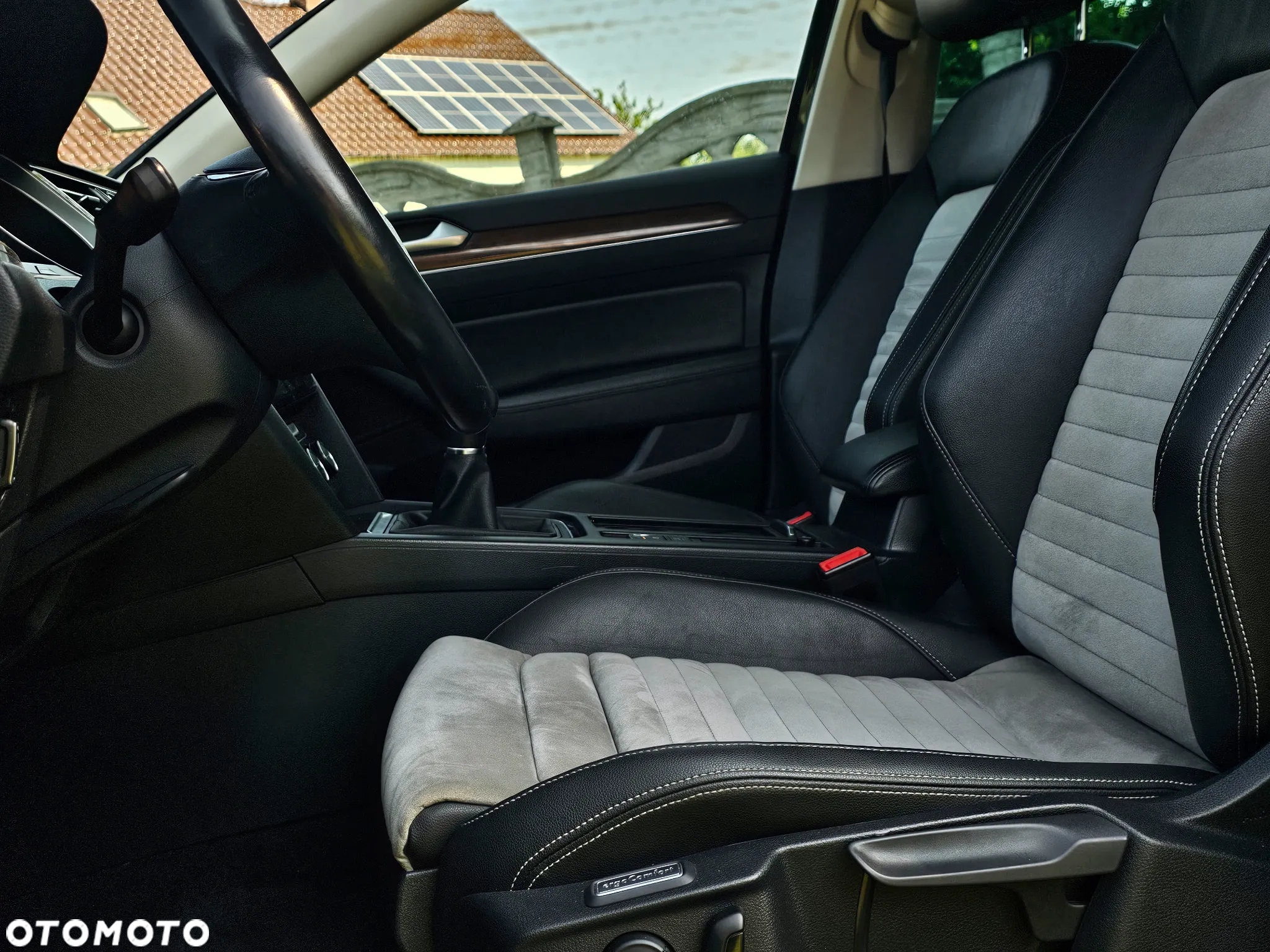 Volkswagen Passat 2.0 TDI BMT Highline - 12