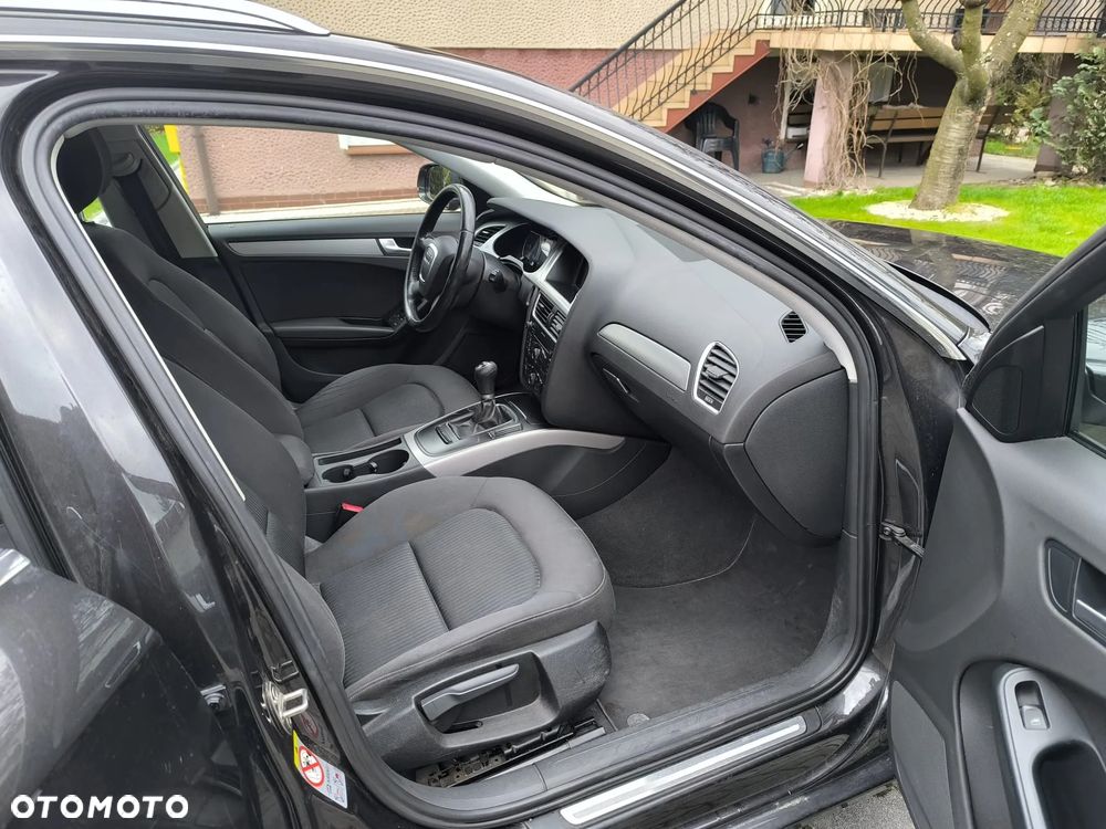 Audi A4 Avant 2.0 TDI - 8