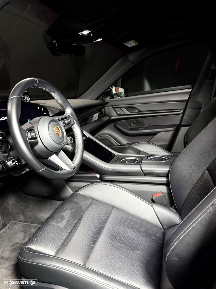 Porsche Taycan Cross Turismo 4S Sport bateria Performance Plus - 12