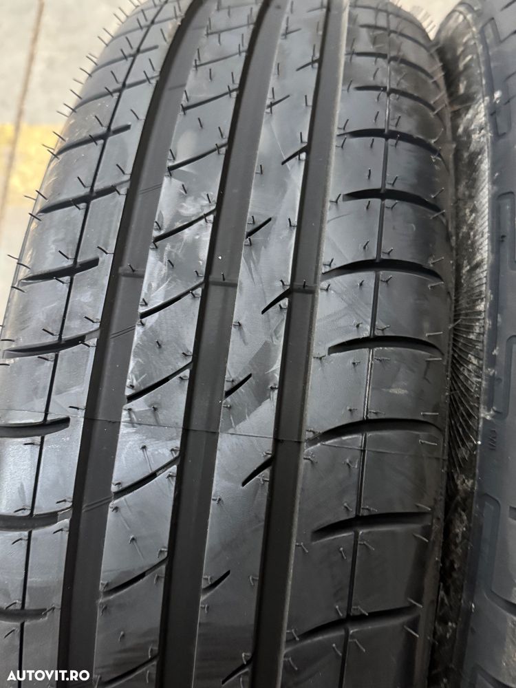 Vând 4 anvelope 195/65/15 vredestein de vară noi - 4