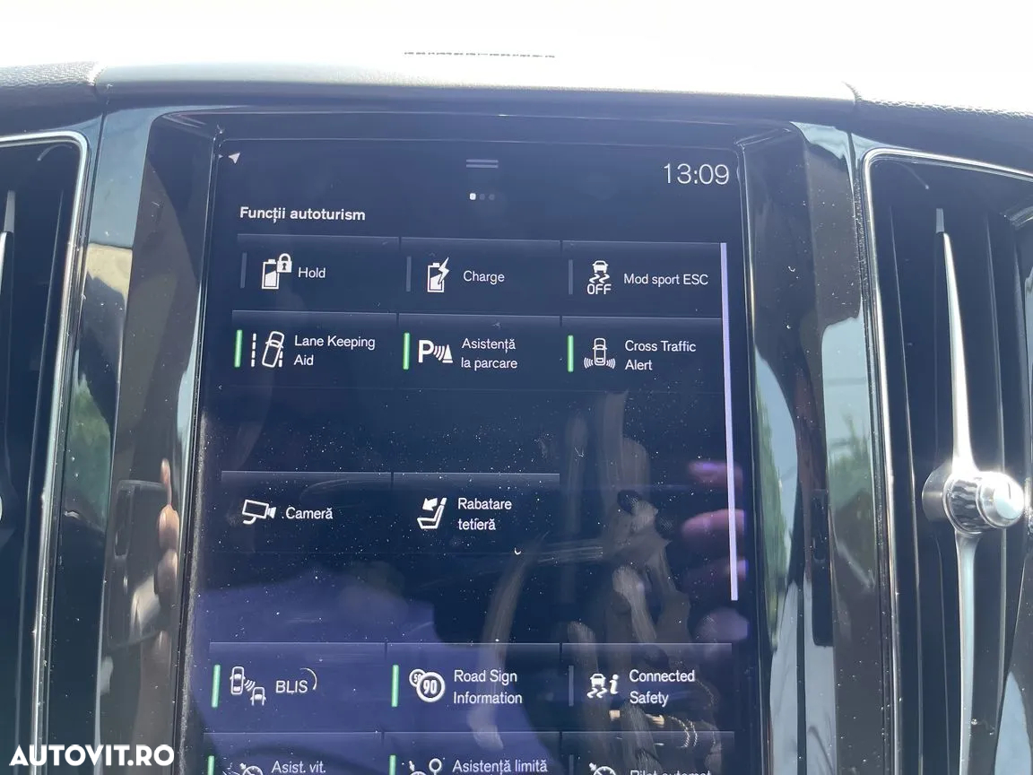 Volvo XC 60 T6 AWD Recharge Geartronic Inscription Expression - 17