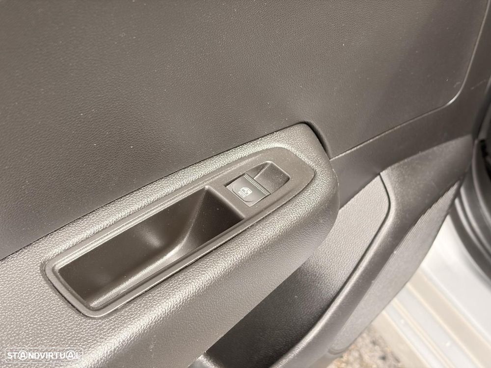 Renault Clio 1.0 TCe Evolution Bi-Fuel - 19