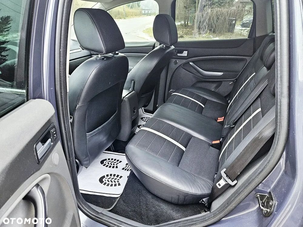 Ford Kuga 2.0 TDCi 4x4 Champions Edition - 16