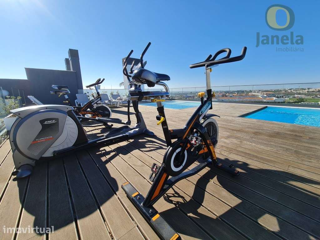 T1 novo com piscina e garagem e VISTA MAR - Grande imagem: 2/17