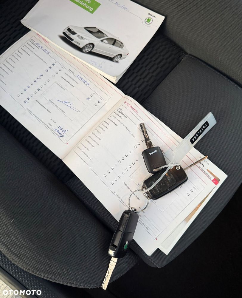 Skoda Superb 2.0 TDI DPF Platinum - 14