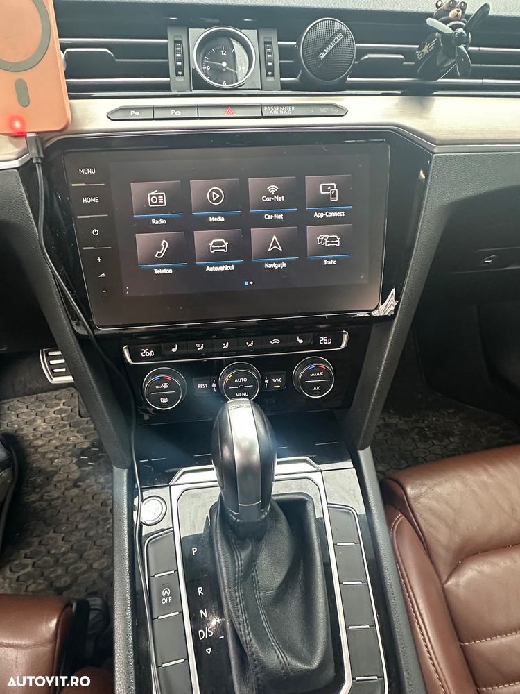 Volkswagen Passat 2.0 TDI DSG Highline - 20