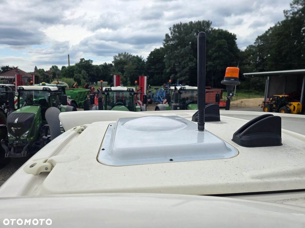 Fendt 933 Vario - 8