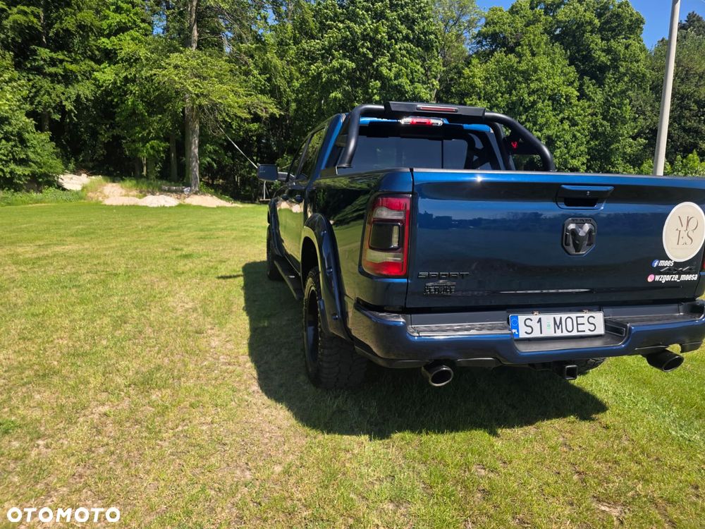 Dodge RAM 5.7 4x4 - 11