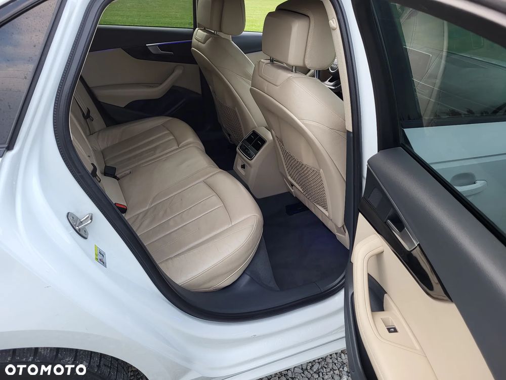 Audi A4 Limousine 40 TDI Quattro S tronic - 16