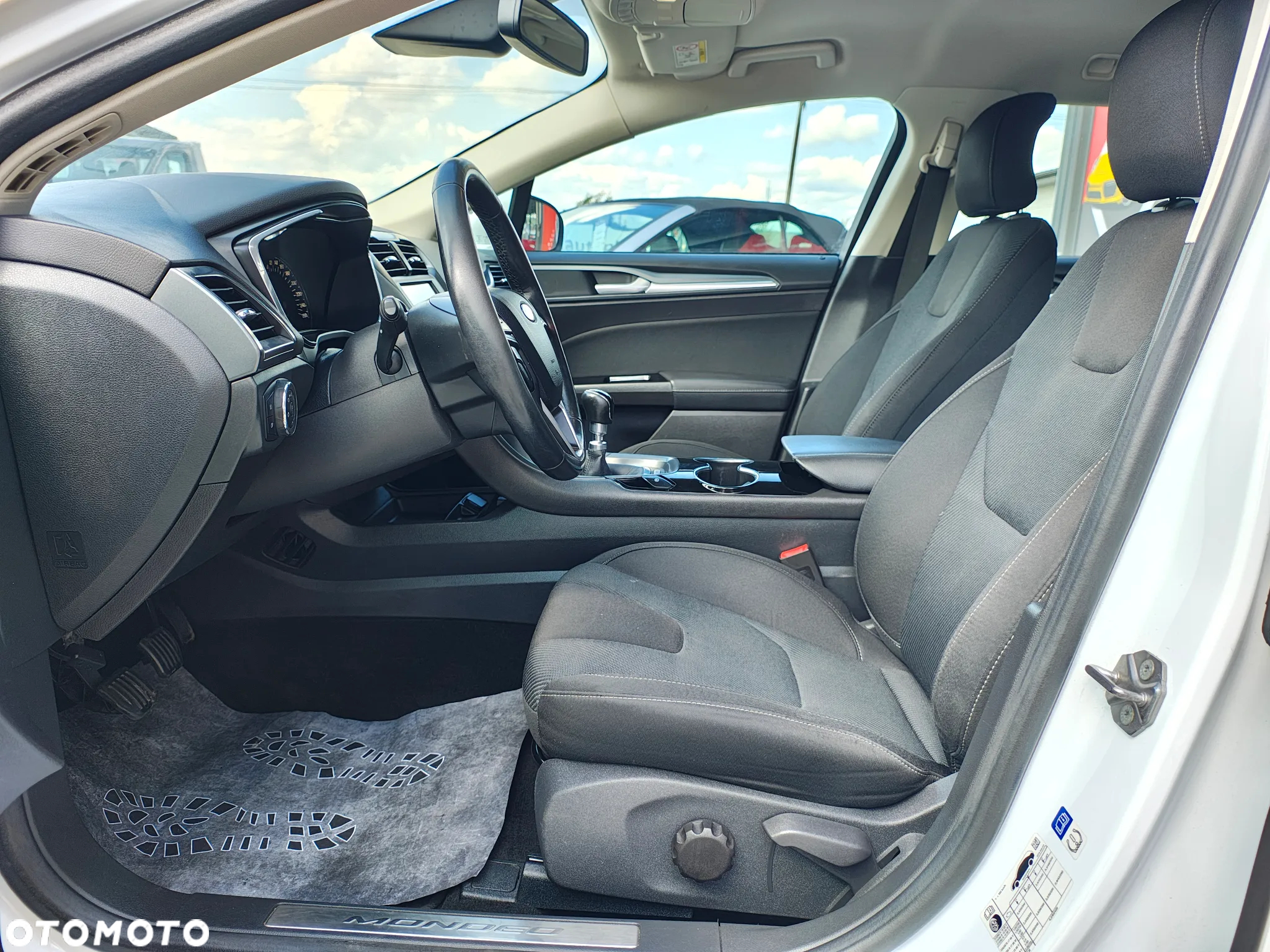 Ford Mondeo 1.5 TDCi Ambiente - 21