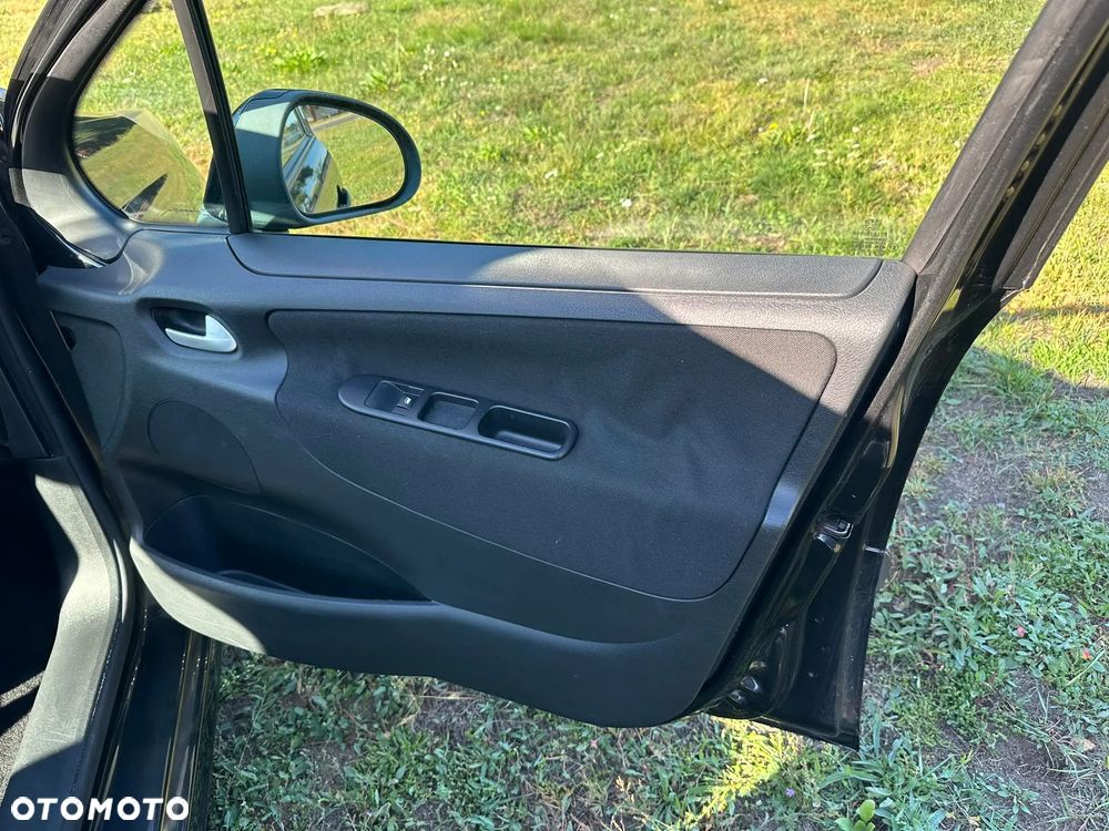 Peugeot 207 95 VTi Urban Move - 10