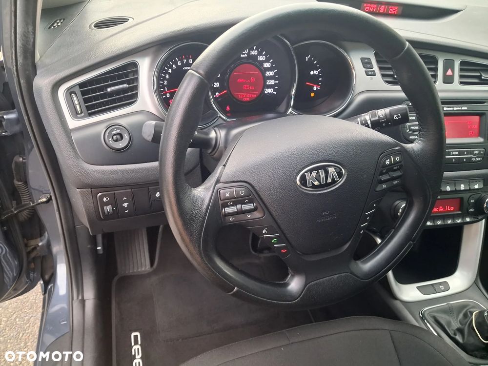 Kia Ceed 1.6 GDI Edition 7 - 19