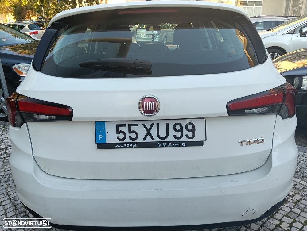 Fiat Tipo Station Wagon 1.3 MultiJet Life - 28