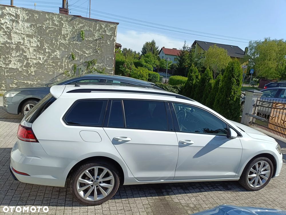 Volkswagen Golf 2.0 TDI SCR Highline - 9