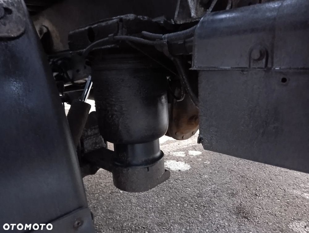 Iveco DAILY NPS - 32