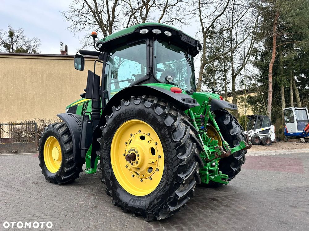 John Deere 7200R - 8