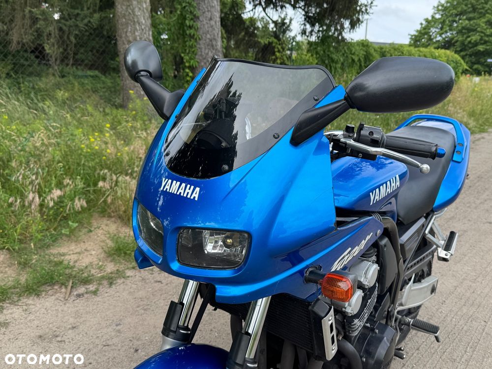 Yamaha FZS - 16