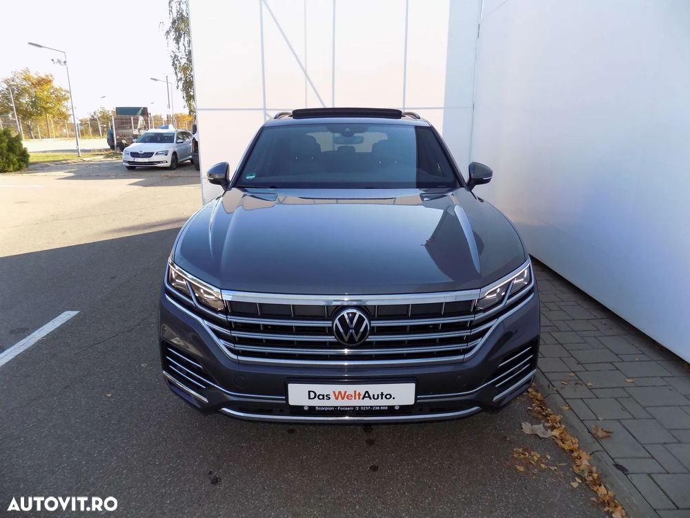 Volkswagen Touareg 3.0 V6 TDI 4Motion DPF Automatik Elegance - 9