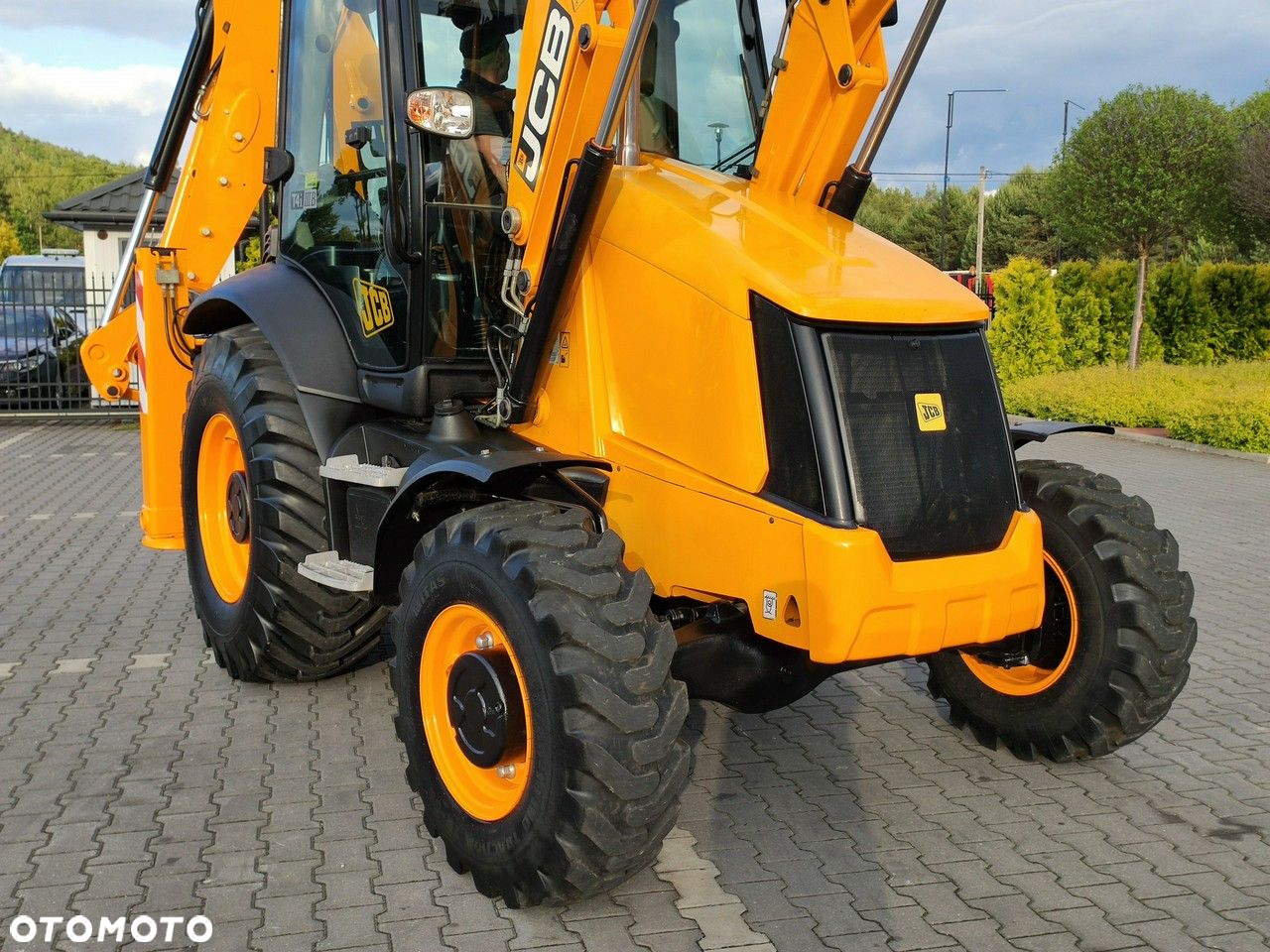 JCB 3CX - 8