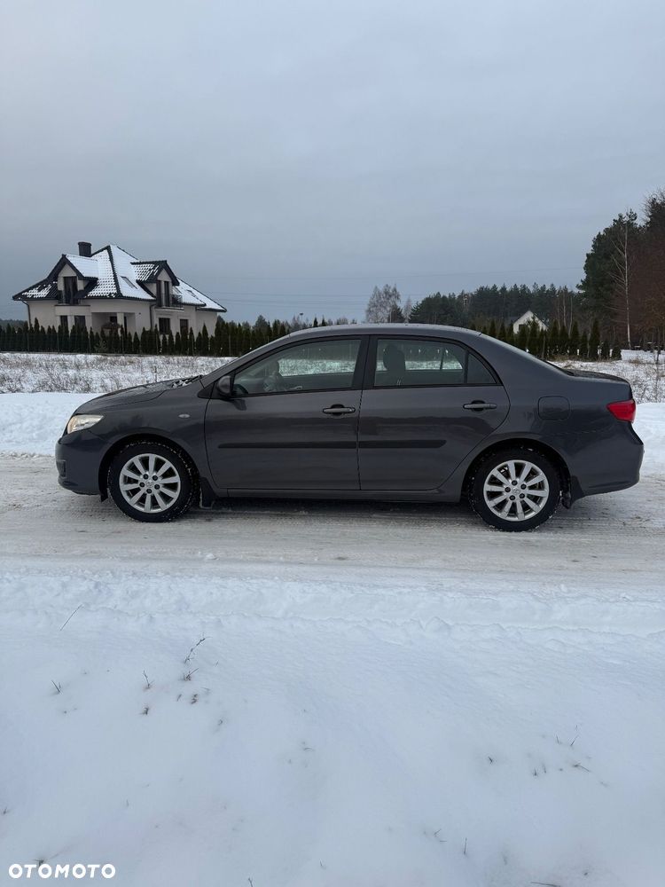 Toyota Corolla 1.6 VVT-i Sol - 8