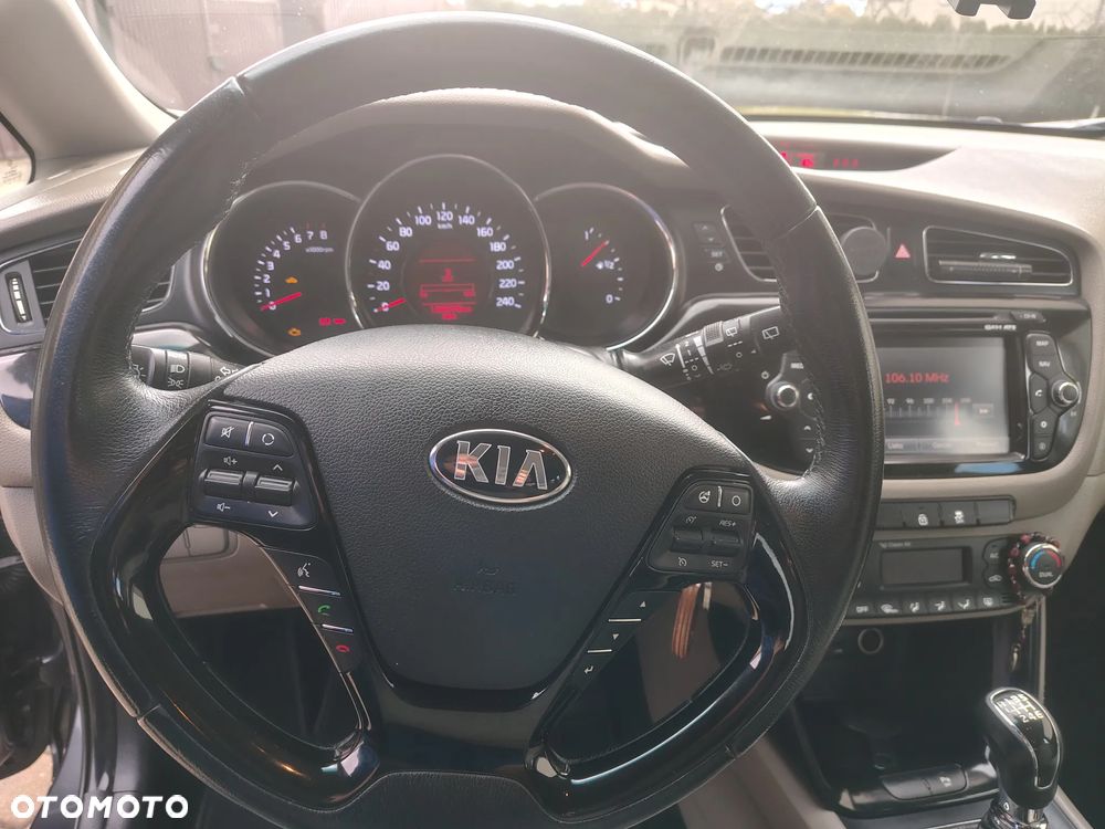 Kia Ceed 1.6 GDI Business Line - 32